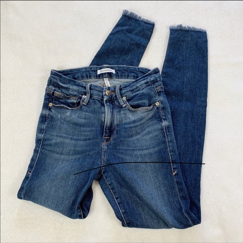 Good American Good Legs Raw Hem Skinny Jeans